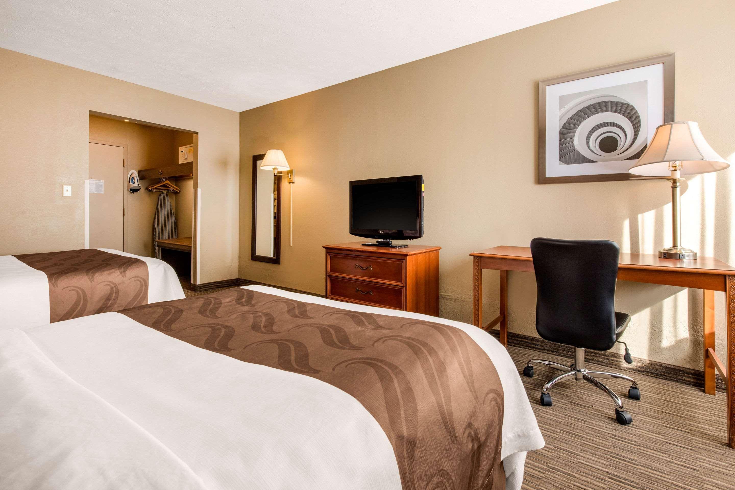 Quality Inn & Suites ניו קאסל מראה חיצוני תמונה