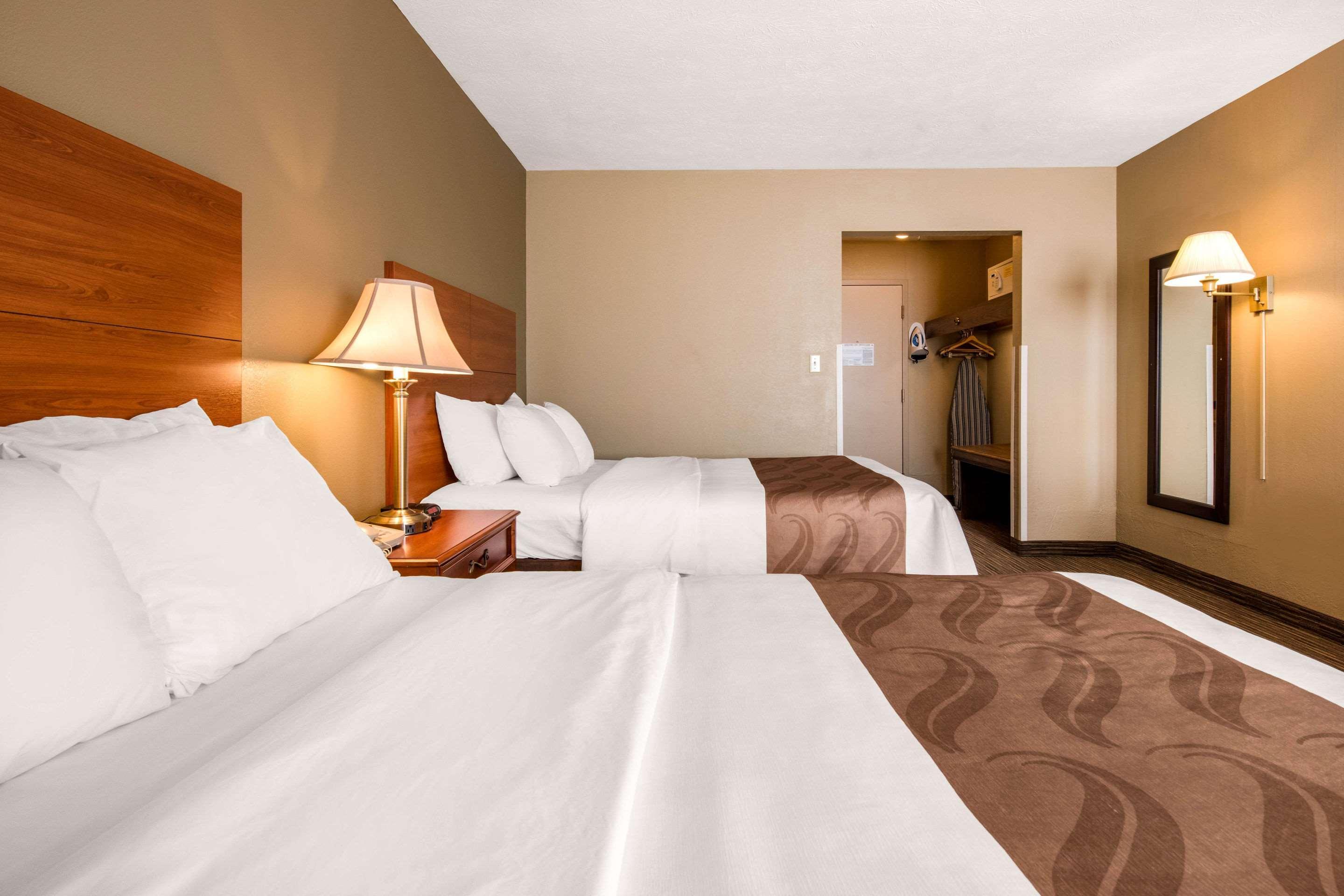 Quality Inn & Suites ניו קאסל מראה חיצוני תמונה