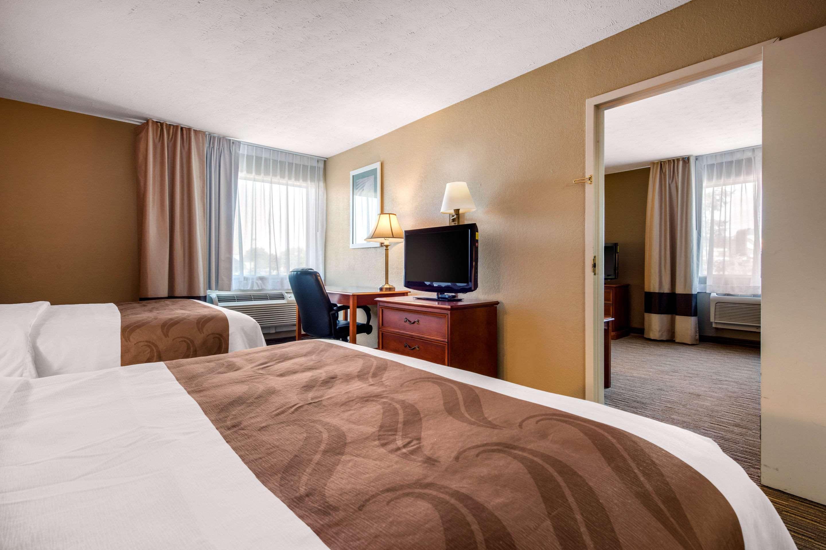 Quality Inn & Suites ניו קאסל מראה חיצוני תמונה